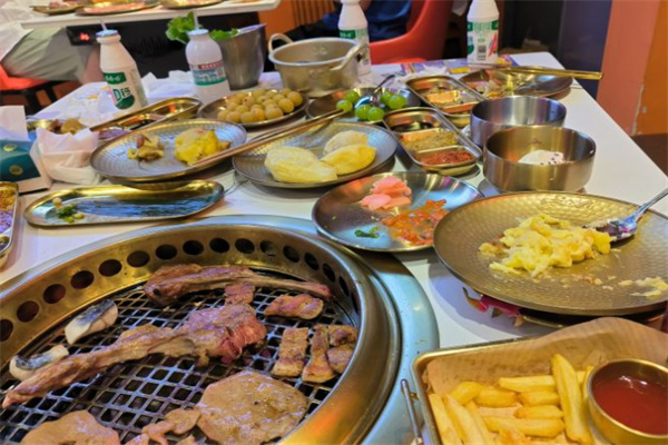 十三式烤肉加盟费