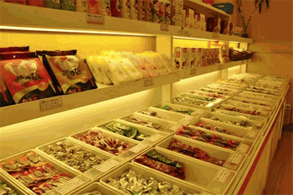 零食兽零食基地加盟费