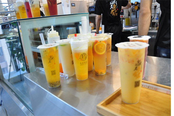 乌名见客奶茶加盟加盟费用