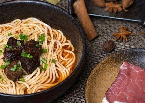 伏牛堂米粉加盟加盟费用