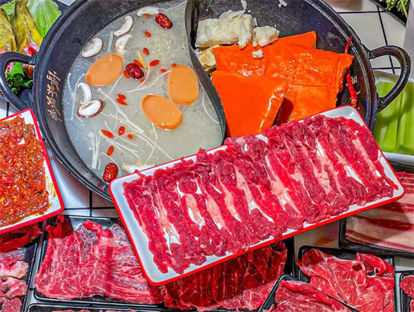 邱翠花鲜切牛肉自助火锅加盟加盟费用