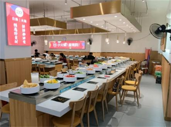 张小旋自助旋转火锅加盟加盟费用