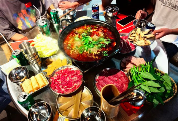 山下五厨渣渣牛肉火锅加盟加盟费用