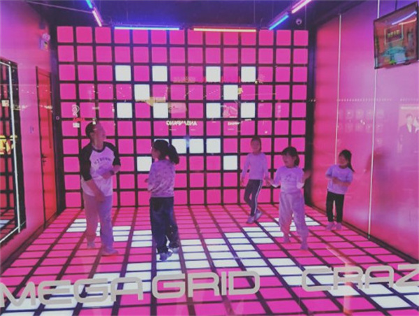 疯狂格子加盟加盟费用