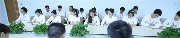 洁希亚国际洗衣加盟加盟费用