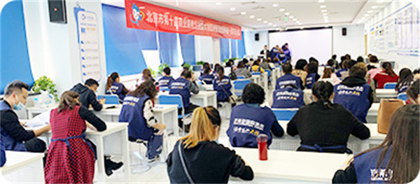 洁希亚干洗店加盟费用
