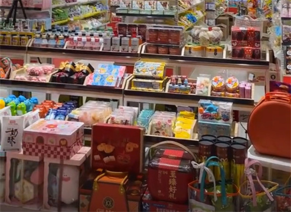 小食坊零食店加盟费用