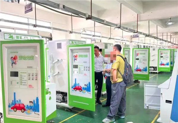 车巴达洗车加盟加盟费用