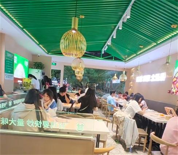 甘炉记大盘鸡加盟加盟费用