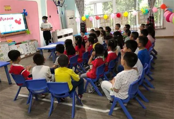 青蓝幼儿园加盟加盟费用