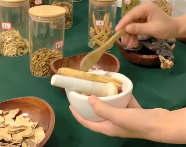 赵方伊人中药面膜加盟加盟费用