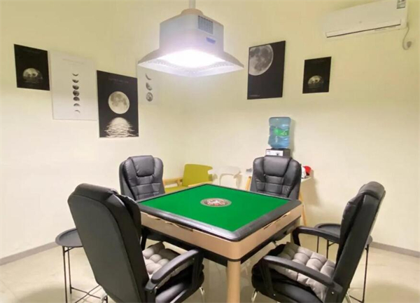 自助棋牌室加盟加盟费用