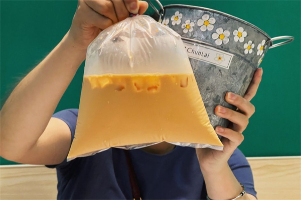 春莱泰式奶茶加盟费用