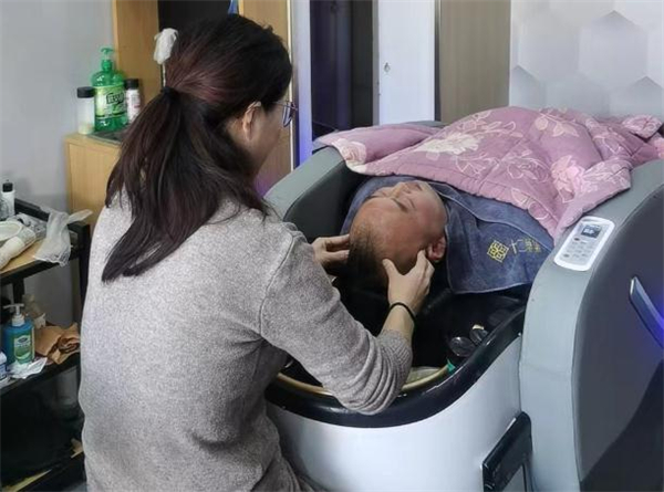 十二草集养发坊加盟费用