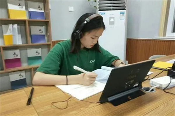 一点马智能名师1对1加盟加盟费用