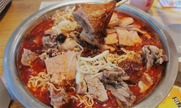 娇五旺冒烤鸭加盟费用