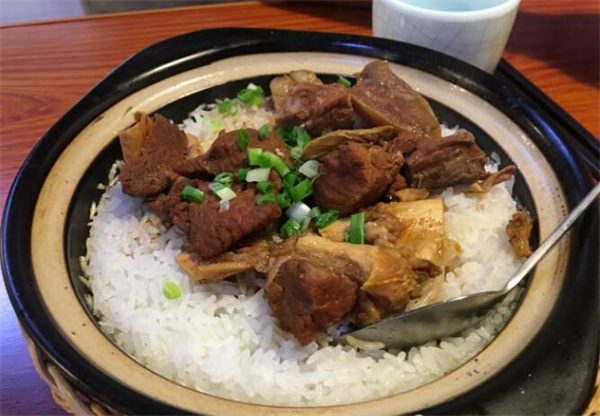 煲正点煲仔饭加盟加盟费用