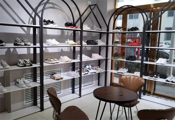 鞋小六洗鞋店加盟加盟费用