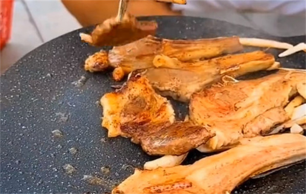 小馨家烤肉加盟费用