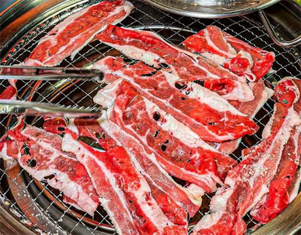 叽叽扎扎烤肉场加盟加盟费用