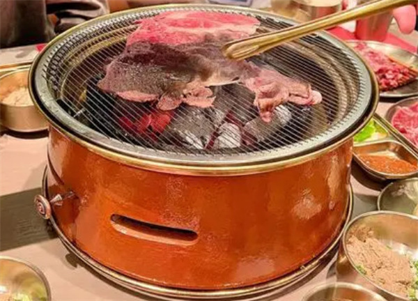 炉中炉泥炉烤肉加盟加盟费用