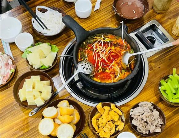 夺夺粉火锅加盟加盟费用