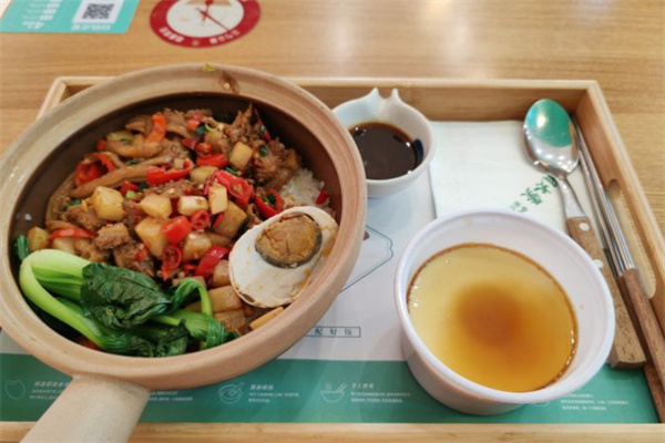 湘太煲湘式煲仔饭加盟加盟费用