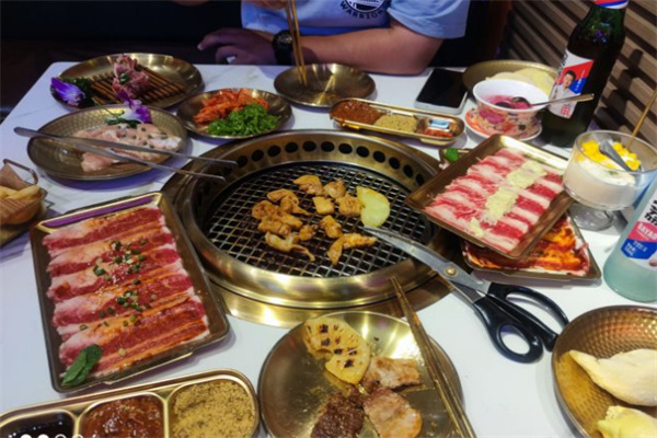 十三式烤肉加盟加盟费用