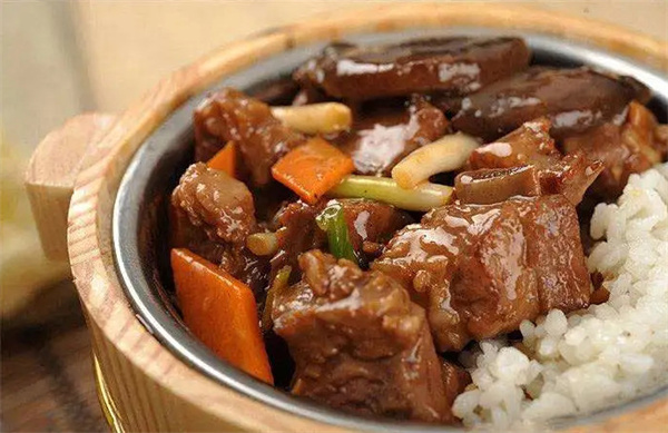 勇大厨木桶饭加盟加盟费用