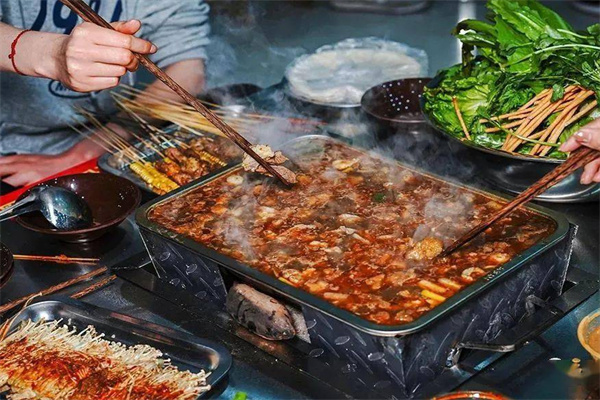 小方桌碳锅羊肉加盟加盟费用