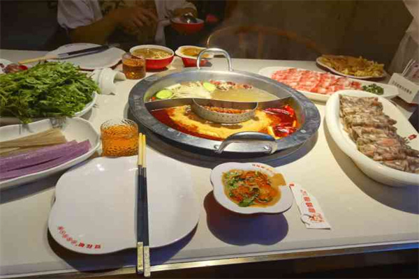 豆花姐烂豆花火锅加盟加盟费用