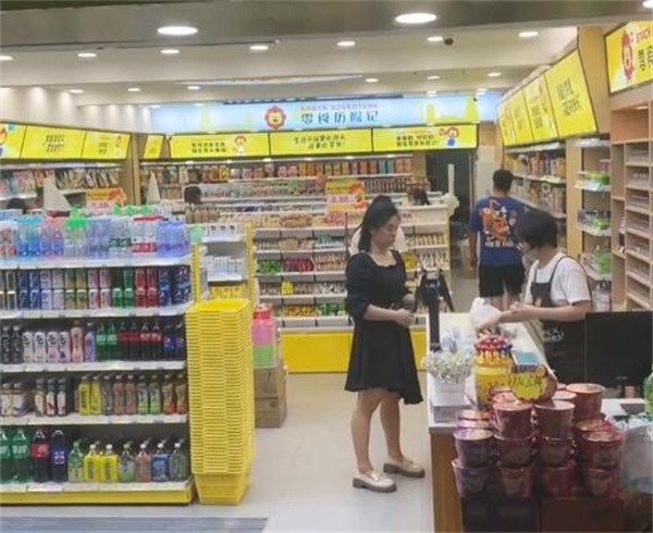 零食历险记加盟加盟费用