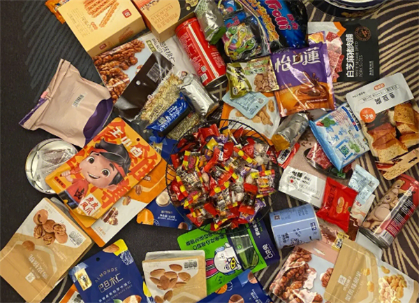 你好格格零食加盟加盟费用