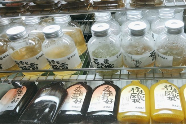 茯灵记养生茶饮加盟加盟费用