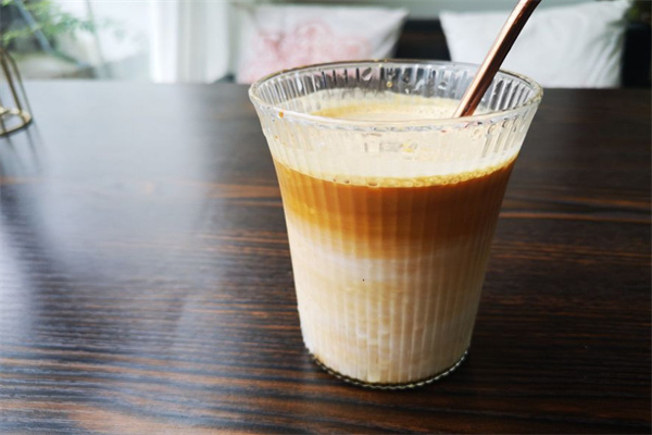 耘茶奶茶店加盟加盟费用