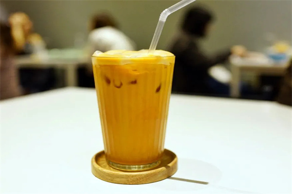 茶青云泰式奶茶加盟加盟费用