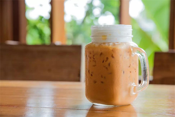 茶青云泰式奶茶加盟加盟费用