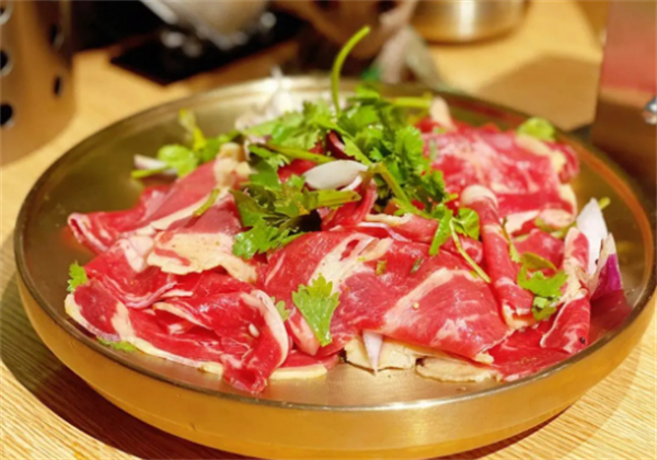 小牛家东北烤肉加盟加盟费用