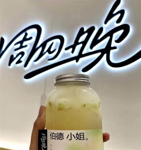 周四晚茶饮加盟加盟费用