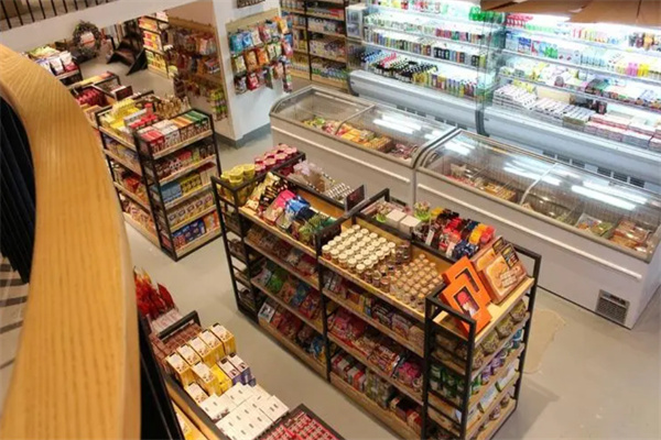 嘻嘻零食加盟加盟费用