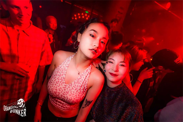 猩猩地堡酒吧加盟加盟费用
