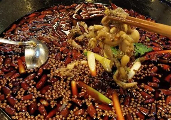 渝发哥重庆美蛙火锅加盟加盟费用
