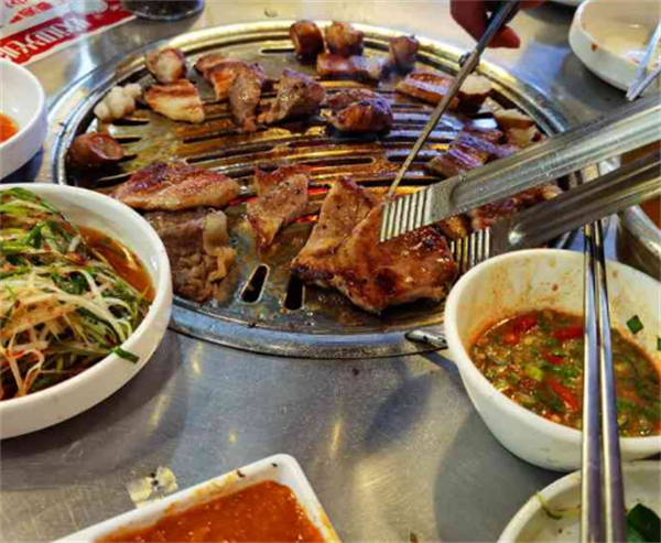 韩友烤牛肉店加盟加盟费用