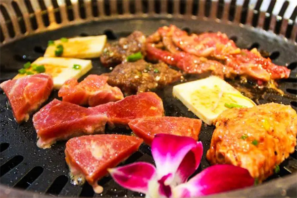 炙城韩式烤肉加盟加盟费用