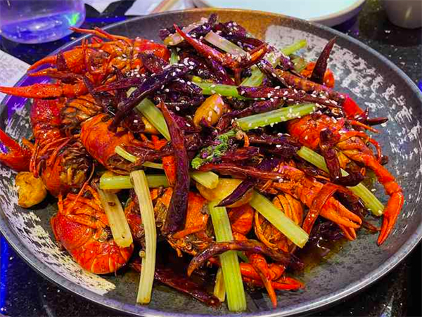 虾乐园音乐龙虾餐厅加盟加盟费用