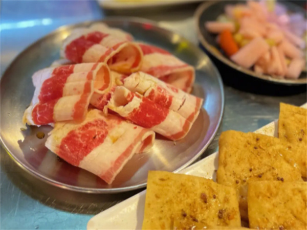 御牛界泥炉烤肉加盟加盟费用
