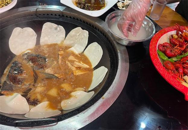 鱼咬羊龙虾馆地锅鸡加盟加盟费用