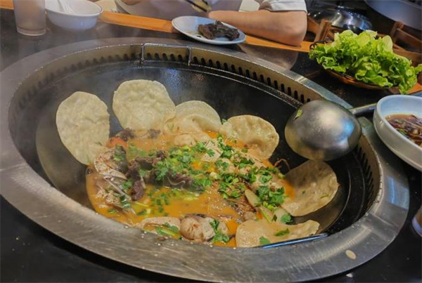 鱼咬羊龙虾馆地锅鸡加盟加盟费用