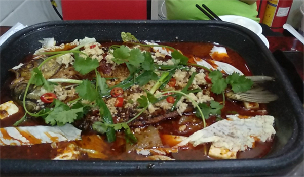 渝味青柠椒酸菜鱼烤鱼鸡公煲加盟加盟费用