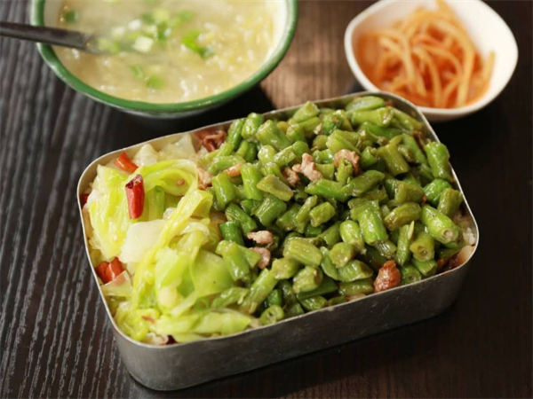 8090老饭盒加盟加盟费用